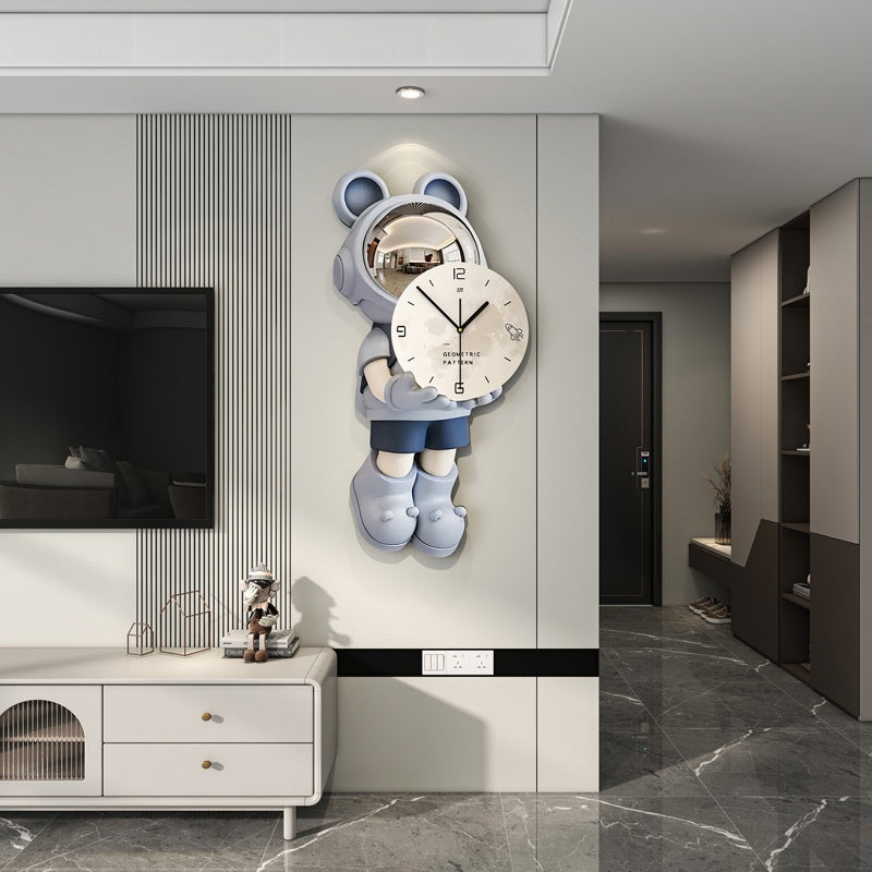 Astronaut Clock Wall